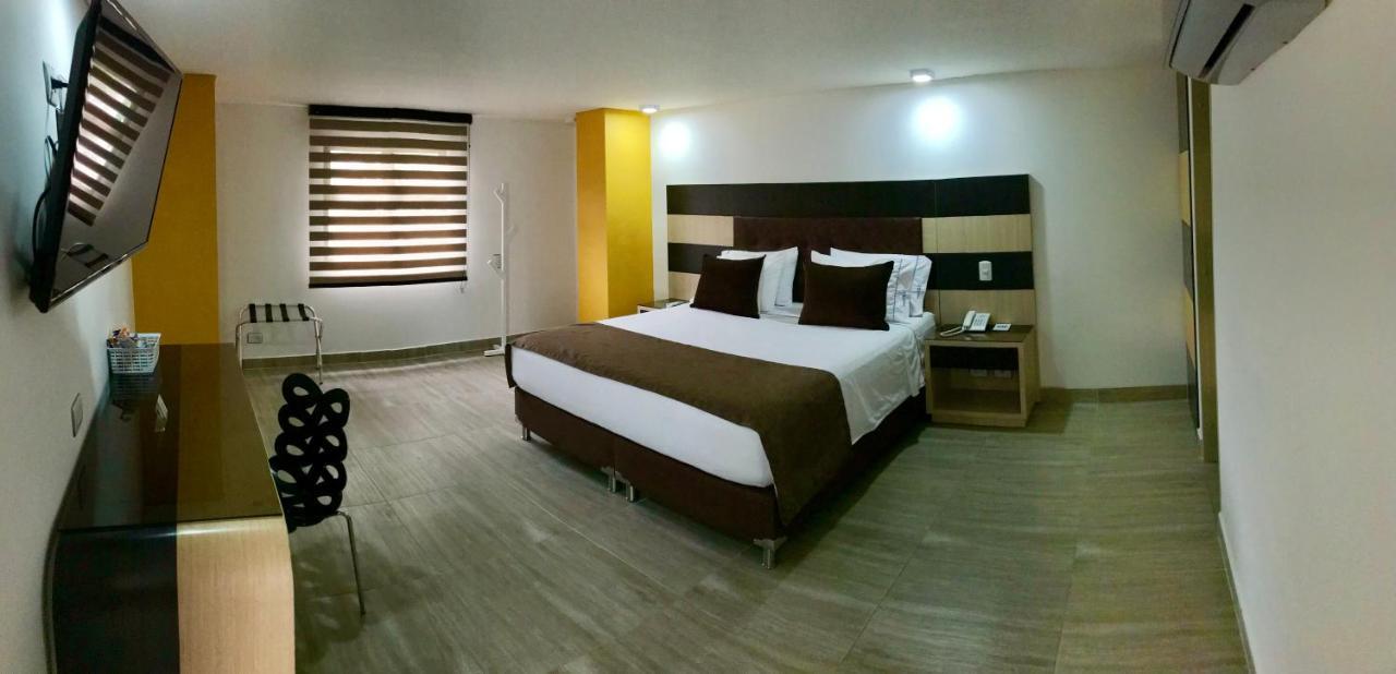 Hotel Parque 70 Medellin Exterior photo